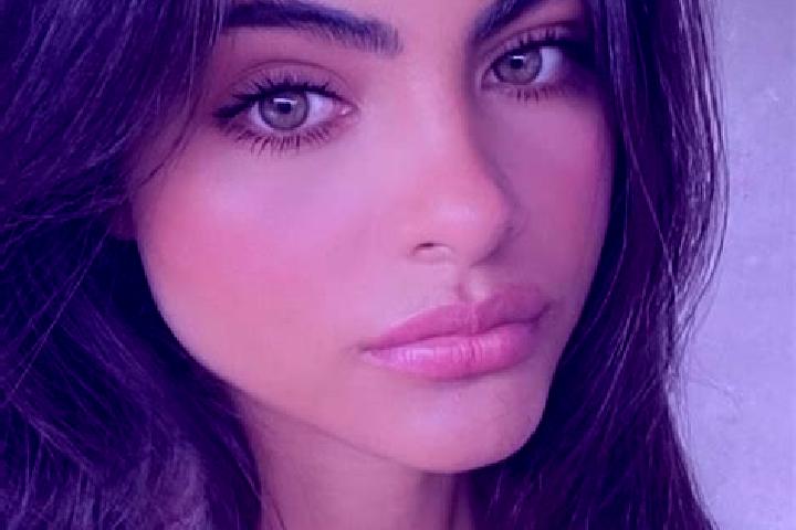 Mila, 27, a auburn dark-eyed indian companion based in Fosses-la-Ville. Offering GFE, Fetish, Travel Companion, Massage. Available for incall and outcall, da...