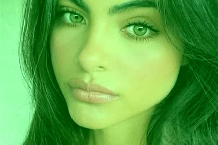 Mila, 27, a black green-eyed indian companion based in Valdarachas. Offering Striptease, Massage, Erotic Massage. Available for incall and outcall, overnight...