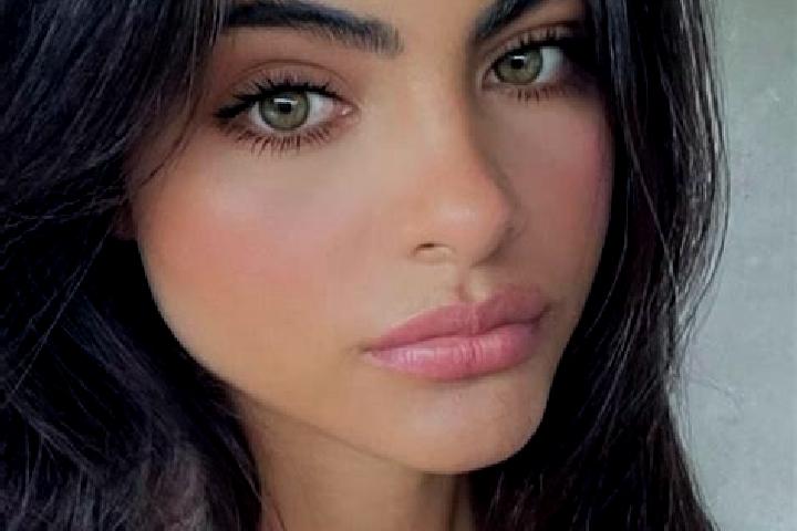 Mila, 27, a blonde hazel-eyed middle eastern companion based in Ban Ang Sila. Offering BDSM, Dinner Date, Striptease, 69. Available for incall and outcall, o...