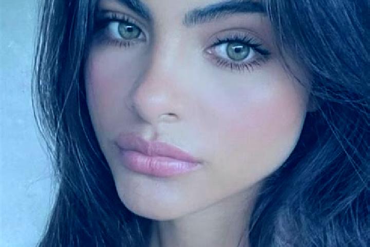 Mila, 27, a brunette hazel-eyed mediterranean companion based in Bray. Offering BDSM, Travel Companion, Striptease, Tantra, Massage. Available for incall and...