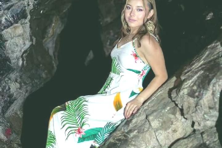 Mila, 27 — Escort in Camocuautla, Mexico