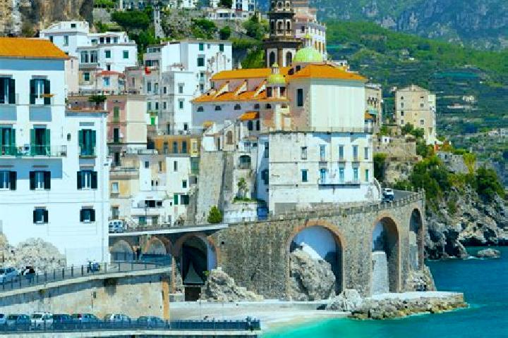 Mila, 27 — Escort in Casalanguida, Italy