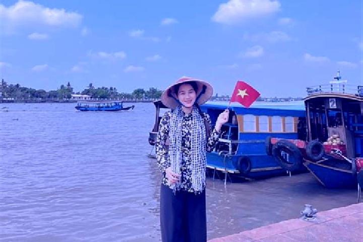 Mila, 27 — Escort in Giong Trom, Vietnam