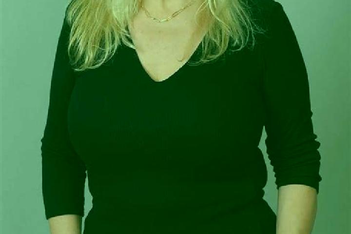 Mila, 27 — Escort in Hagaman, United States