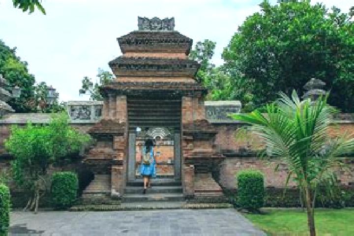 Mila, 27 — Escort in Kemiri Gede, Indonesia