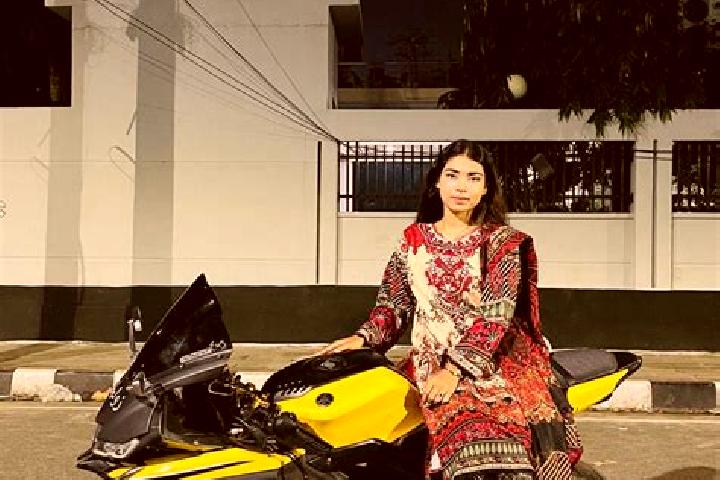 Mila, 27 — Escort in Lakhi, Pakistan
