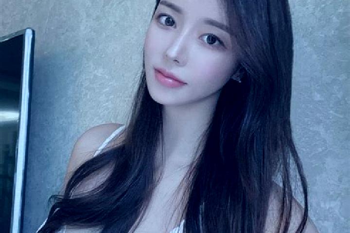 Mila, 27 — Escort in Qinghecheng, China