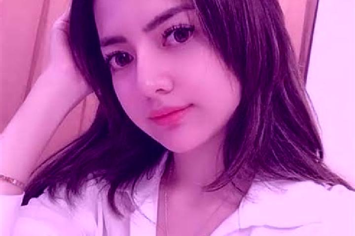 Mila, 27 — Escort in Sangojar, Indonesia