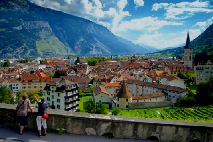 Mila, 27 — Escort in Trimmis, Switzerland