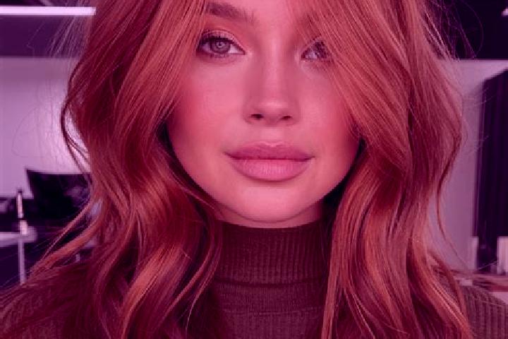 Mila, 28, a auburn grey-eyed middle eastern companion based in Sant Angelo dei Lombardi. Offering GFE, Party Girl, BDSM, Massage. Available for incall and ou...