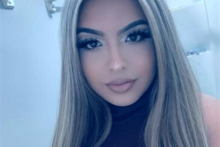 Mila, 28, a blonde amber-eyed latina companion based in La Mazata. Offering Striptease, Dinner Date, Prostate Massage, Travel Companion. Available for incall...