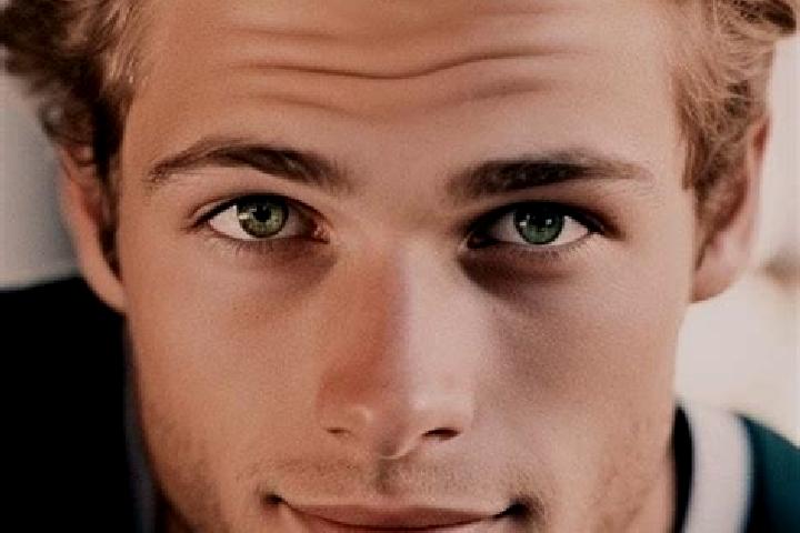 Mila, 28, a blonde green-eyed caucasian companion based in Santa Fe de la Laguna. Offering Massage, OWO, Roleplay, Erotic Massage. Available for incall and o...