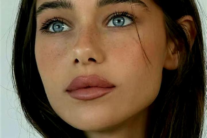 Mila, 28, a brunette grey-eyed mediterranean companion based in Poloboc. Offering A-Level, Travel Companion. Available for incall and outcall, day and evenin...