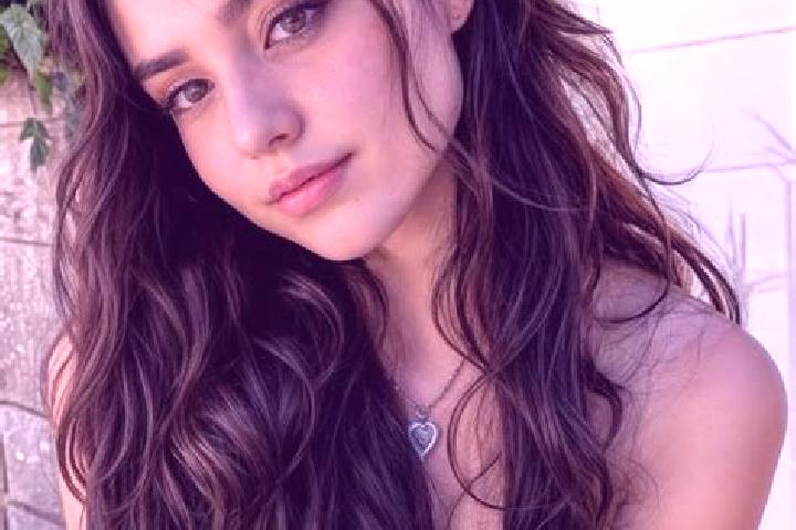 Mila, 28, a brunette hazel-eyed caribbean companion based in Cabacao. Offering Massage, Girlfriend Experience, Overnight. Available for incall and outcall, d...