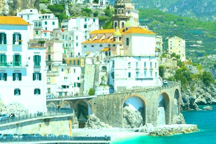 Mila, 28 — Escort in Eppan, Italy