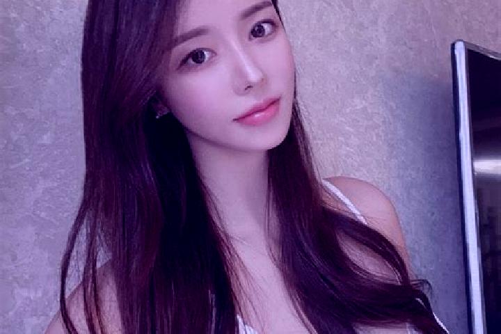 Mila, 28 — Escort in Mayihe, China