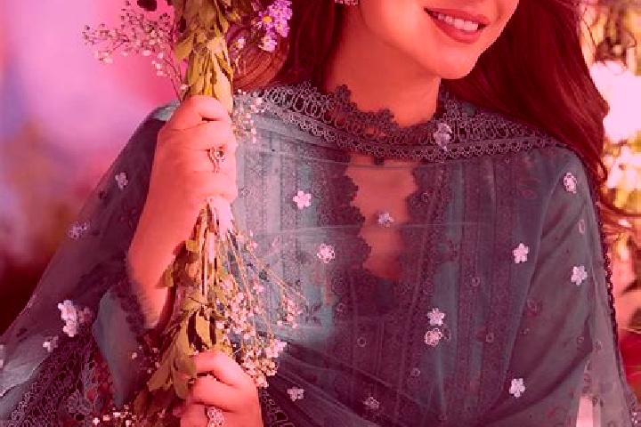 Mila, 28 — Escort in Nazir Town, Pakistan