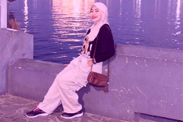 Mila, 28 — Escort in Sinjai, Indonesia