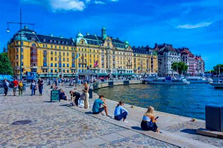 Mila, 28 — Escort in Stroevelstorp, Sweden