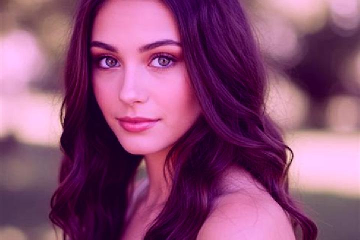 Mila, 29, a black hazel-eyed mixed companion based in Arischia. Offering 69, GFE, A-Level. Available for incall and outcall, overnight bookings available.