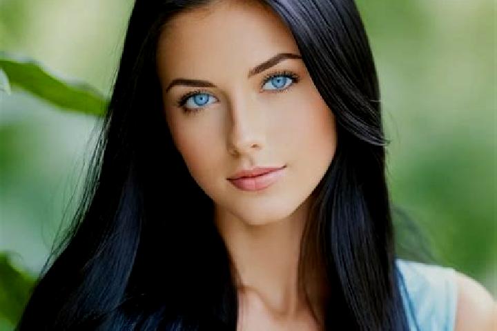 Mila, 29, a chestnut dark-eyed mediterranean companion based in Al Rashaydeh. Offering Deep French Kissing, CIM, Travel Companion, Dinner Date, BDSM. Availab...