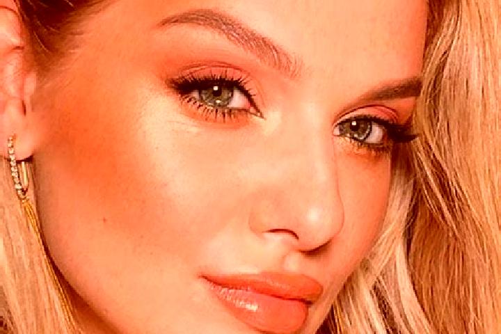 Mila, 29, a dark blonde green-eyed middle eastern companion based in Tarazona. Offering Girlfriend Experience, Overnight, Party Girl, Dinner Date, Roleplay. ...