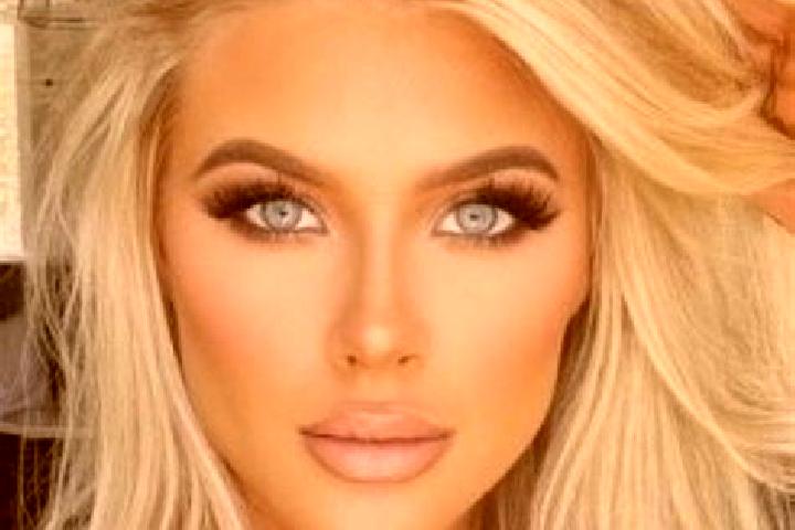 Mila, 29, a platinum blonde hazel-eyed slavic companion based in Granada. Offering Travel Companion, BDSM, GFE, Overnight, 69. Available for incall and outca...