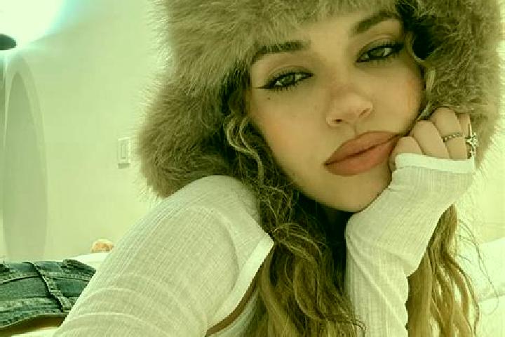 Mila, 29 — Escort in Crimla, Germany