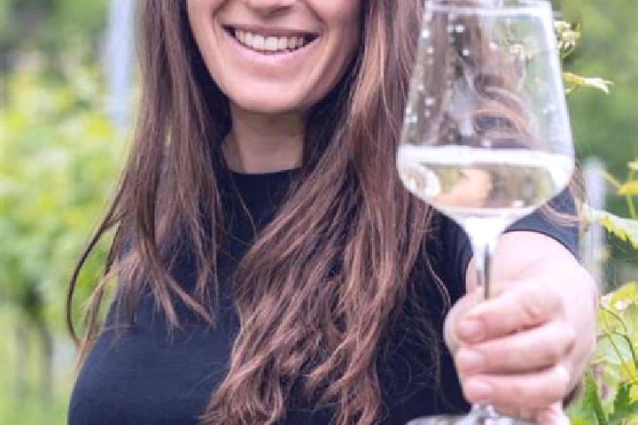 Mila, 29 — Escort in Sankt Paul im Lavanttal, Austria
