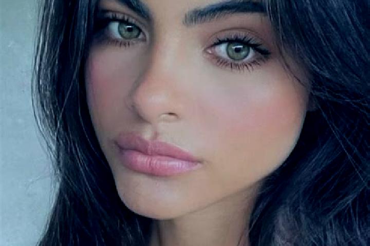 Mila, 30, a dark blonde hazel-eyed european companion based in Fahandougou. Offering Girlfriend Experience, Travel Companion, Tantra. Available for incall an...