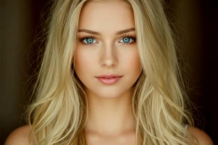 Mila, 30, a red dark-eyed mixed companion based in Collarmele. Offering Dinner Date, Girlfriend Experience, 69. Available for incall and outcall, overnight b...