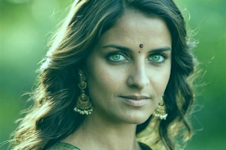 Mila, 30, a red green-eyed indian companion based in Vasyl evsky Ostrov. Offering CIM, Prostate Massage, 69, Roleplay. Available for incall and outcall, day ...