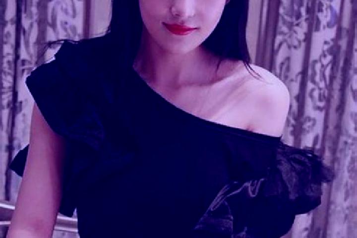 Mila, 31, a black dark-eyed european companion based in Schwaebisch Gmuend. Offering Travel Companion, Fetish, Party Girl, Erotic Massage, Couples. Available...