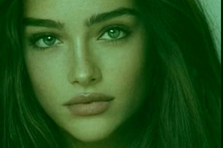 Mila, 31, a chestnut grey-eyed caucasian companion based in Santa Maria del Cami. Offering OWO, Deep French Kissing, Duos, Prostate Massage, Dinner Date. Ava...