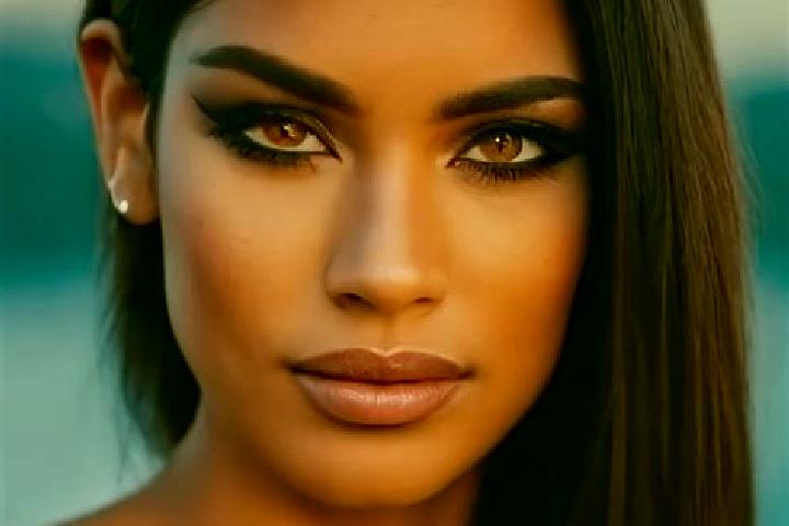 Mila, 31, a chestnut hazel-eyed latina companion based in Fanes. Offering A-Level, Deep French Kissing, Duos. Available for incall and outcall, overnight boo...