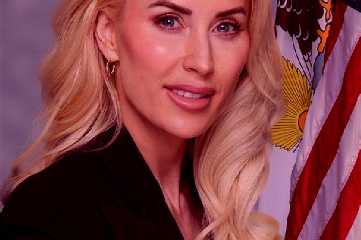 Mila, 31 — Escort in Barrington Hills, United States