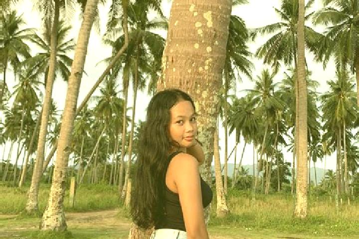 Mila, 31 — Escort in Burdeos, Philippines