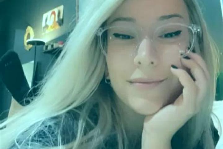 Mila, 32, a black dark-eyed middle eastern companion based in Giavera del Montello. Offering GFE, Couples, Deep French Kissing, OWO. Available for incall and...