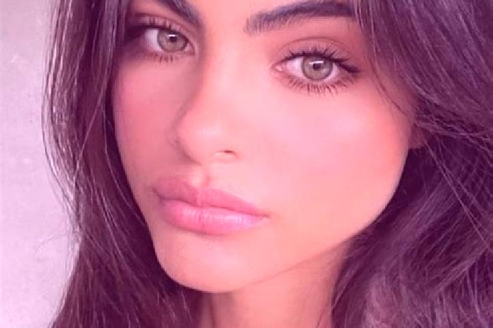Mila, 32, a chestnut green-eyed indian companion based in Piove di Sacco-Piovega. Offering CIM, 69, Girlfriend Experience. Available for incall and outcall, ...