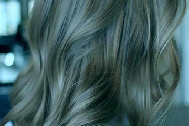 Mila, 32, a dark blonde green-eyed caucasian companion based in Saint-Ybars. Offering Tantra, Massage, BDSM, Dinner Date. Available for incall and outcall, o...