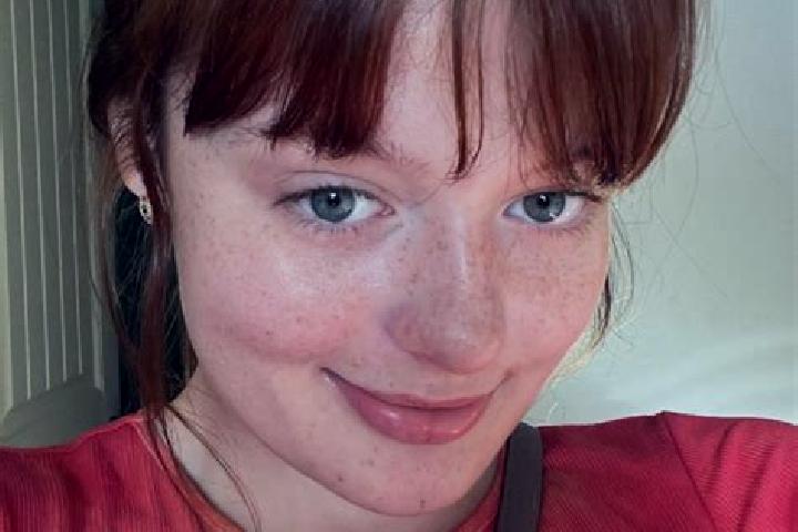 Mila, 32, a red green-eyed caribbean companion based in Lake Mills. Offering Fetish, Dinner Date, Girlfriend Experience, BDSM. Available for incall and outca...