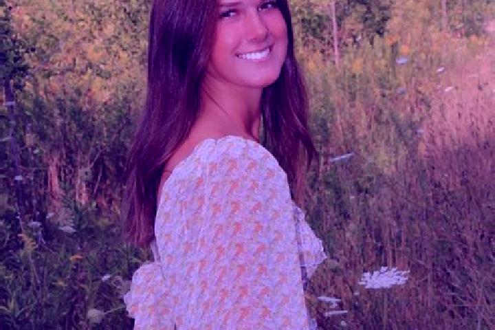 Mila, 32 — Escort in Mequon, United States