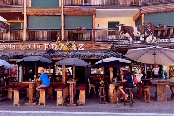 Mila, 32 — Escort in San Cassiano, Italy