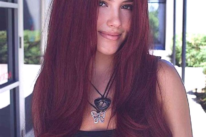 Mila, 33, a auburn dark-eyed caucasian companion based in Sholokhove. Offering Duos, CIM, Tantra. Available for incall and outcall, overnight bookings availa...