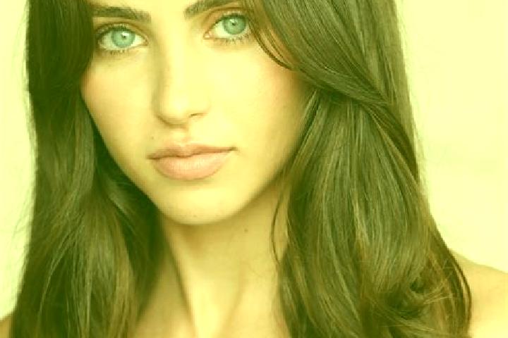 Mila, 33, a black brown-eyed middle eastern companion based in Teluk. Offering Tantra, Couples, BDSM, Domination, Roleplay. Available for incall and outcall,...