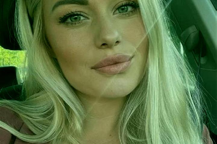 Mila, 33, a blonde hazel-eyed indian companion based in Paso del Macho. Offering BDSM, Party Girl, Travel Companion, OWO. Available for incall and outcall, d...