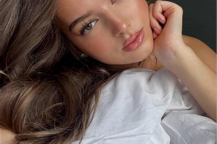 Mila, 33, a chestnut hazel-eyed caribbean companion based in Pittem. Offering Girlfriend Experience, 69, Deep French Kissing, BDSM. Available for incall and ...