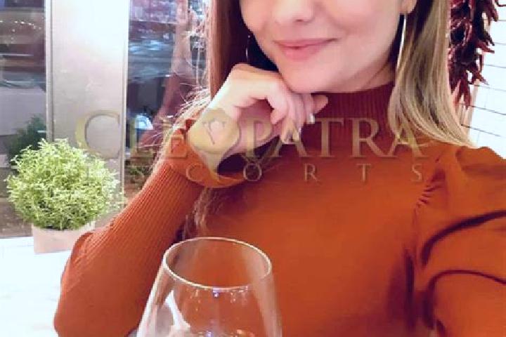 Mila, 33, a red blue-eyed mediterranean companion based in Malonno. Offering Striptease, Travel Companion, Erotic Massage, Dinner Date, OWO. Available for in...