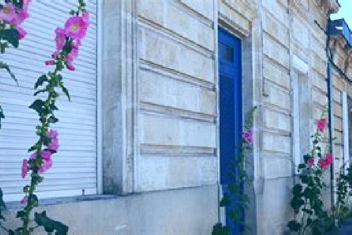 Mila, 33 — Escort in Begles, France