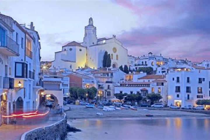 Mila, 33 — Escort in Cadaques, Spain